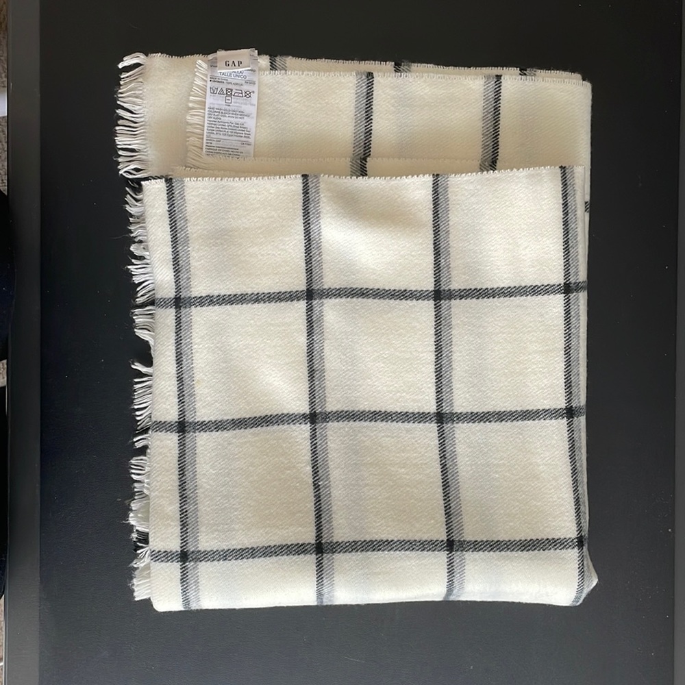 White/cream with black plaid scarf